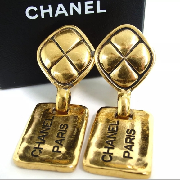 AUTHENTIC CHANEL VINTAGE EARRING METAL - Picture 8 of 8